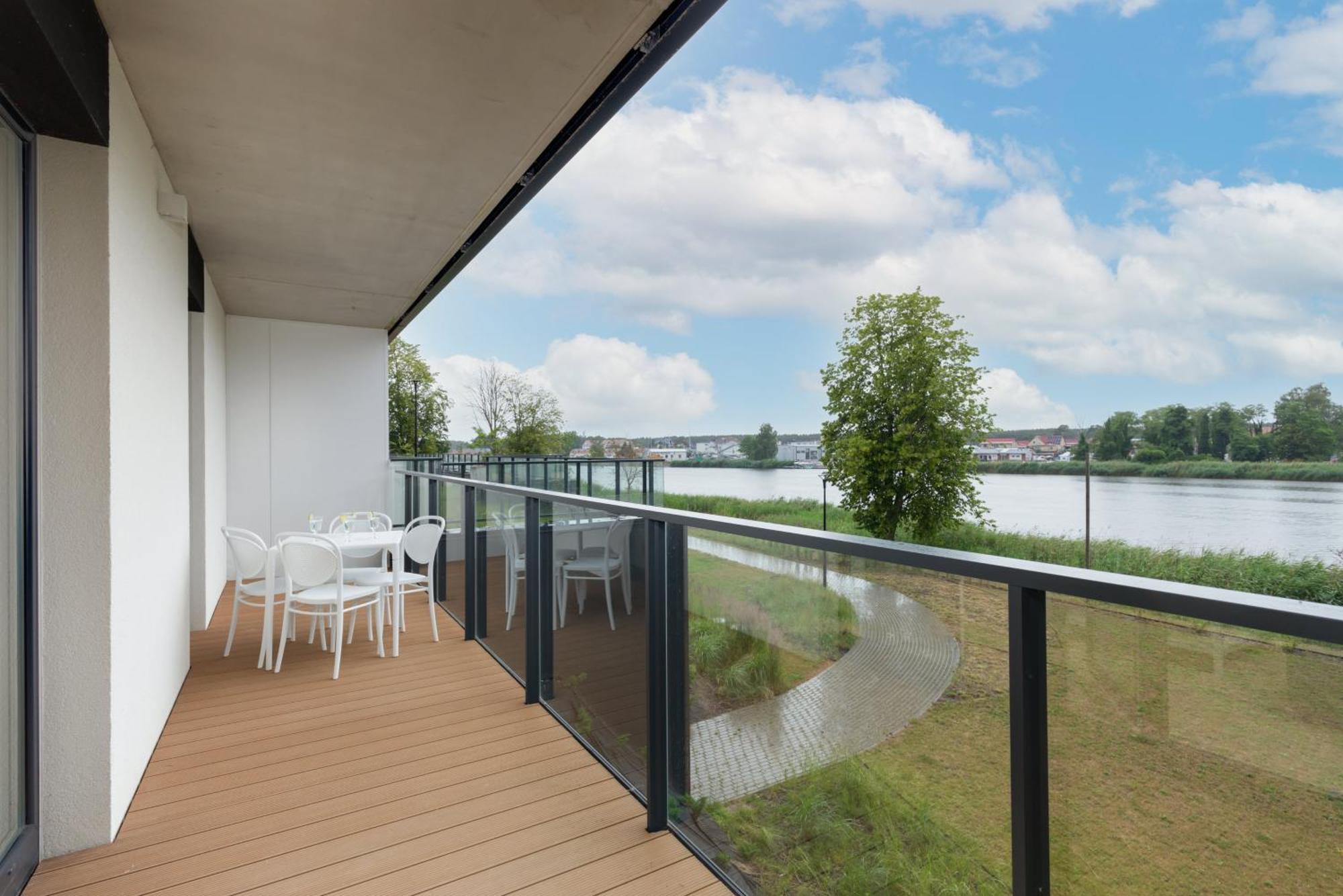 Lux Wellness Resort Apartments By The River By Renters Prestige Dziwnów Exterior foto