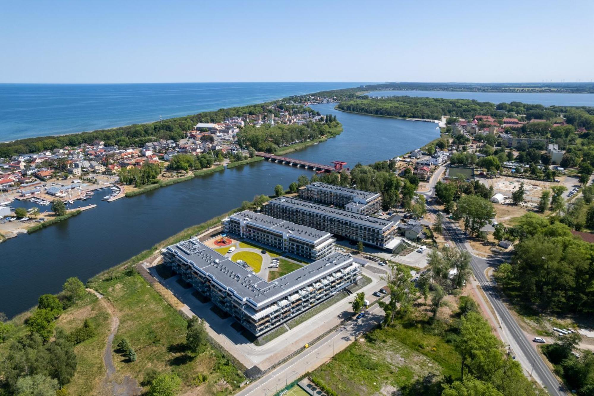 Lux Wellness Resort Apartments By The River By Renters Prestige Dziwnów Exterior foto